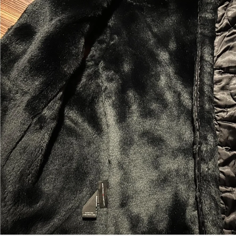 New York & Company Black Faux Fur Trim Vest - Picture 2 of 8